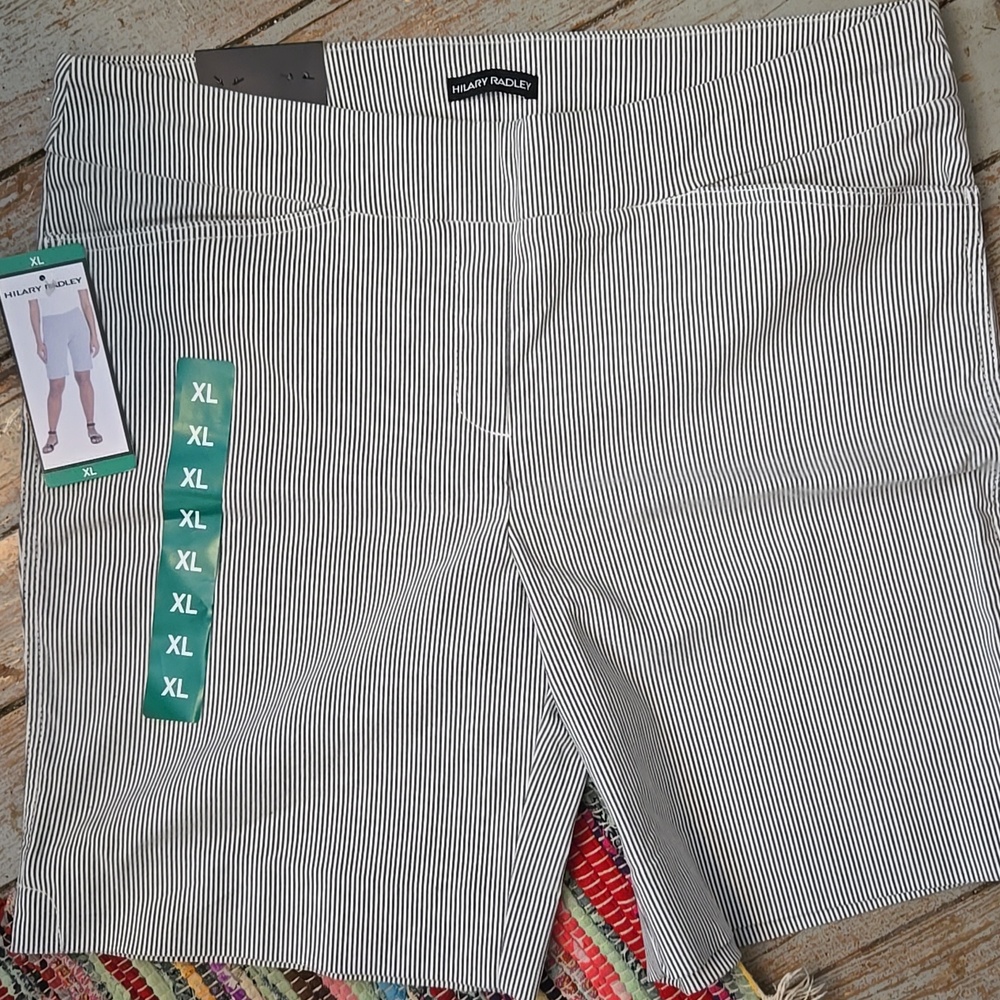 NWT Hilary Radley Black & White Pinstripe Bermuda Shorts
